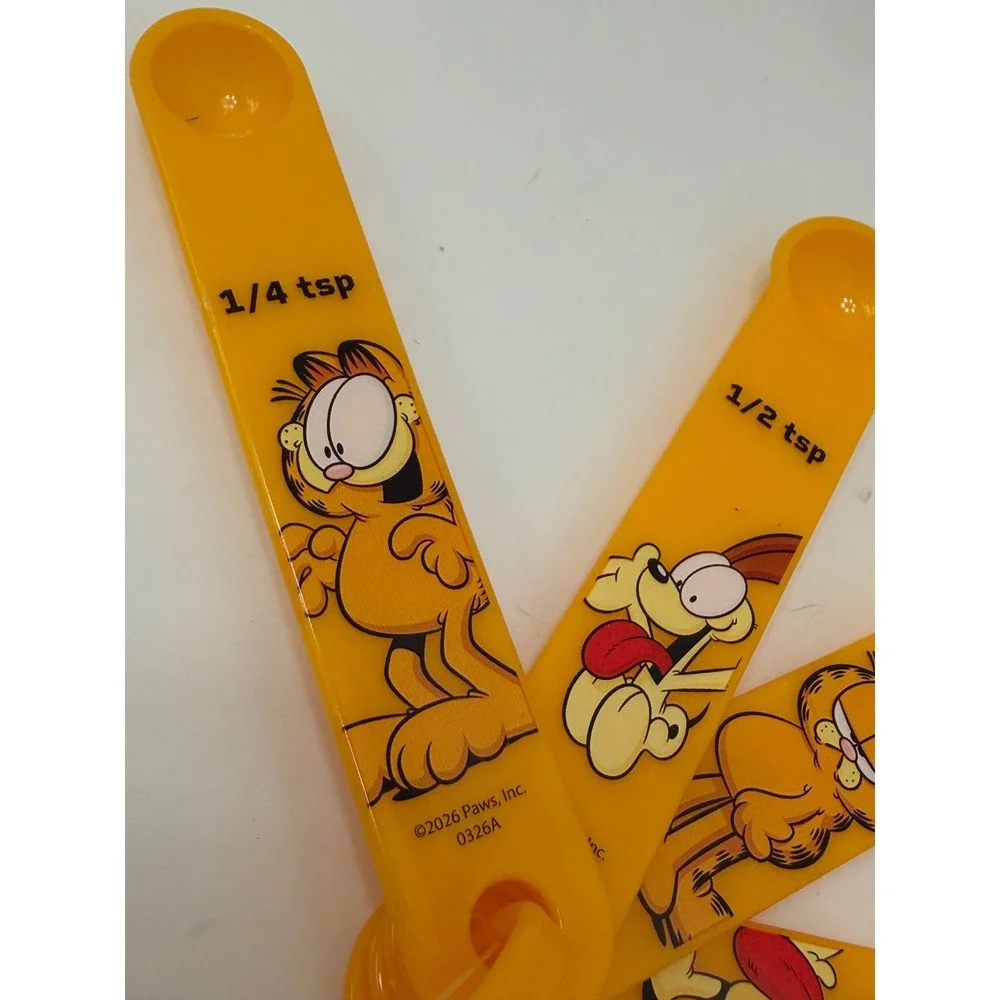 Garfield and Odie Measuring Spoons Set Yellow Nickelodeon Kitchen 5 Piece NEW